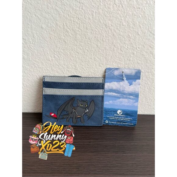 DreamWorks How To Train Your Dragon Toothless Logo Cardholder - Picture 2 of 3